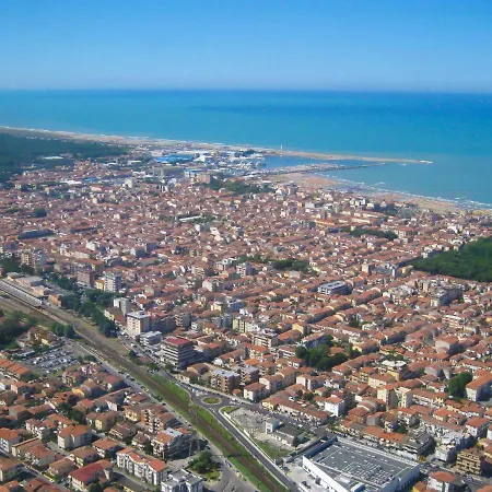 Miranda By Interhome Viareggio