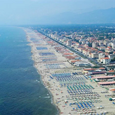 Miranda By Interhome Viareggio